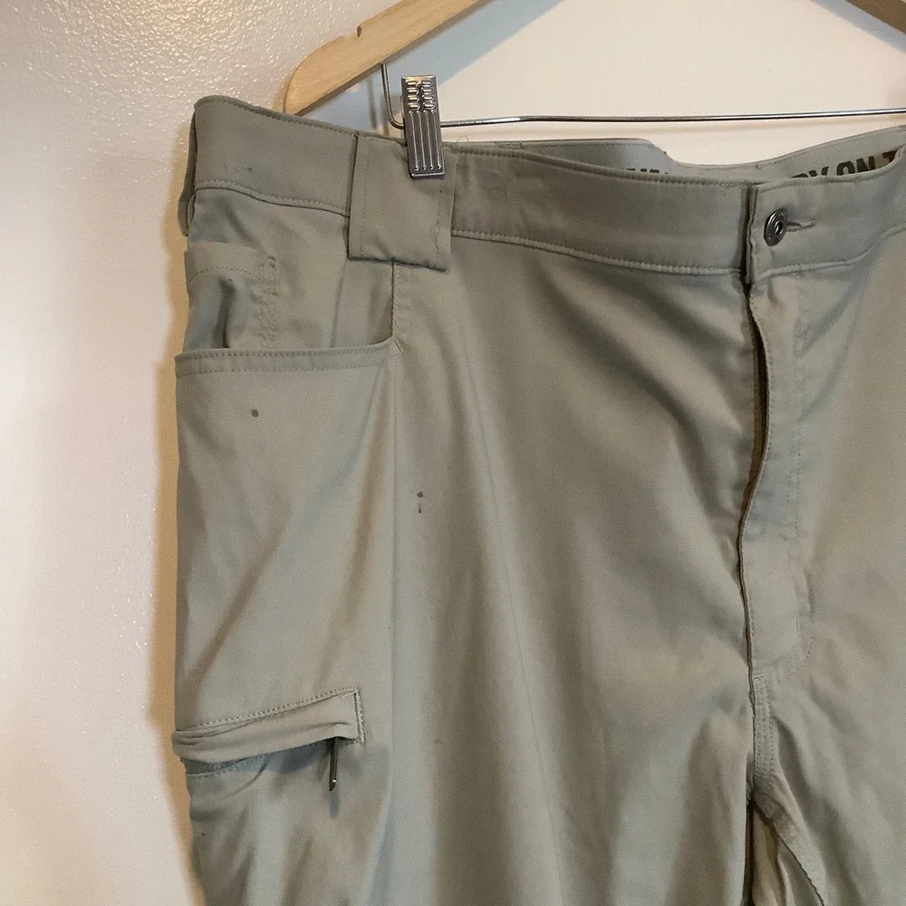 Duluth Trading Co Dry On The Fly Relaxed Fit Cargo Pants Mens 46x30 Khaki Tan